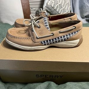 Sorry top sider, limited edition anchor style